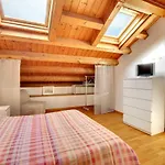 Lagoon Apartment