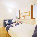 Santa Marina Apartment Rialto