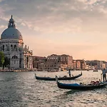 Sleep In Venezia