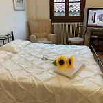 Sunshine Relais Venice Central Apartment