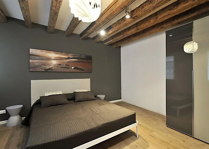 St. Mark\'S Suite