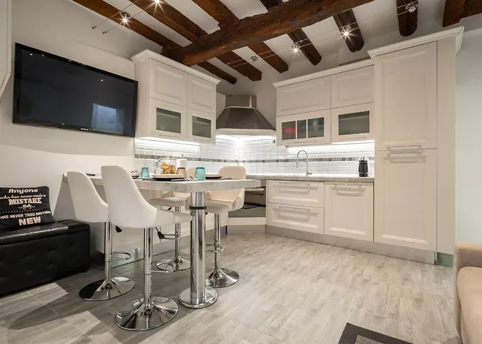 Rialto Boutique Apartment