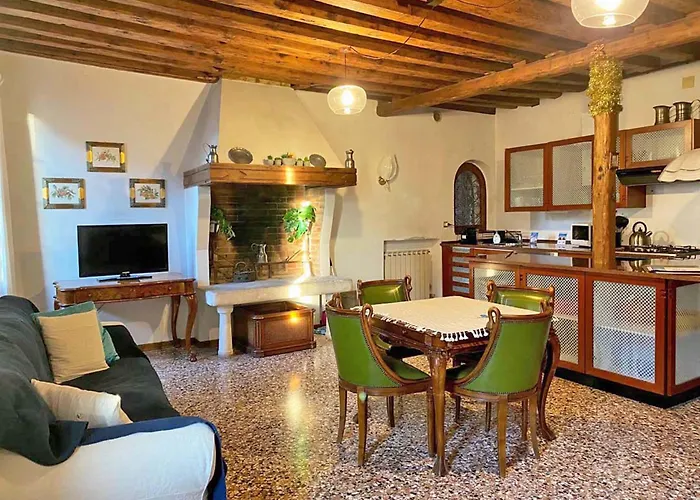 Ca\' Nadia Apartment
