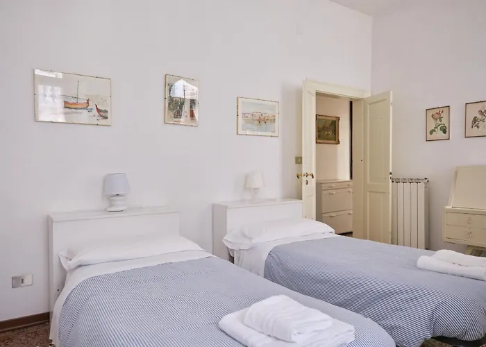 Lustraferi Apartment