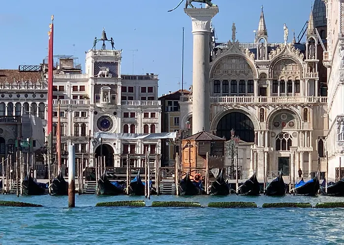 Lovenice Center