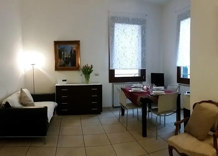 Ca Giacomo - Lovely Apartment In The Historic Center Of Venice