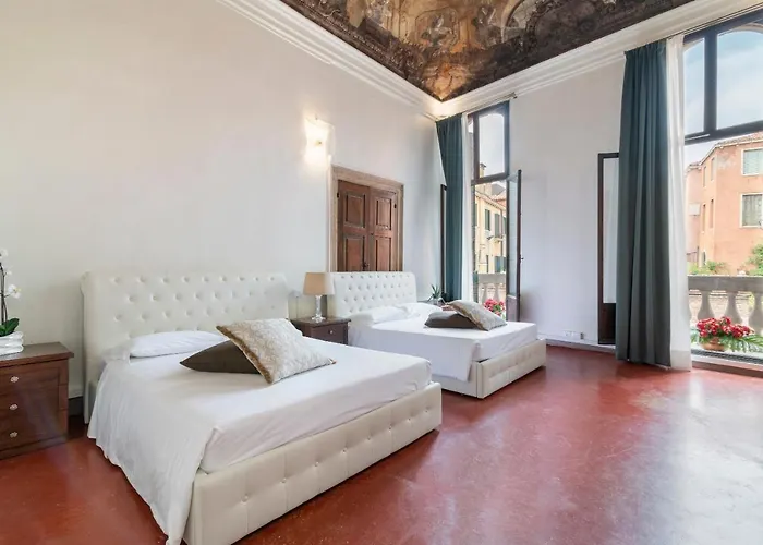 Venice Luxury Apartments