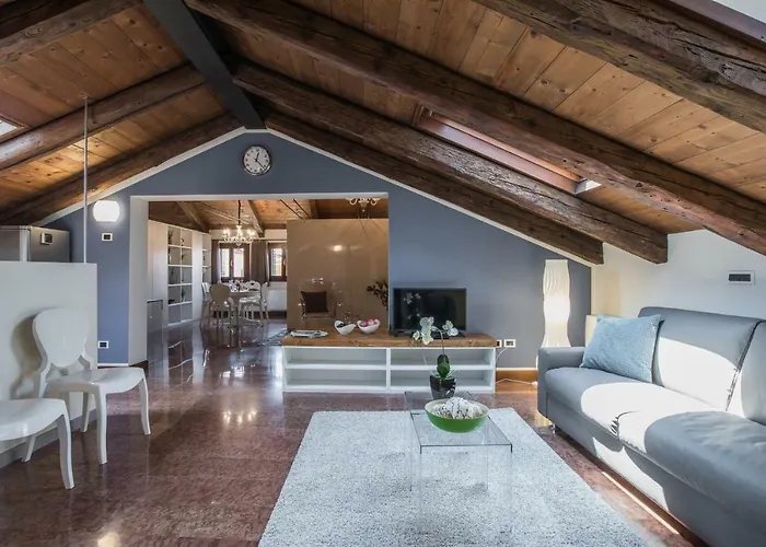 Ca\' Del Monastero 9 Collection Spacious Apartment Up To 5 Guests