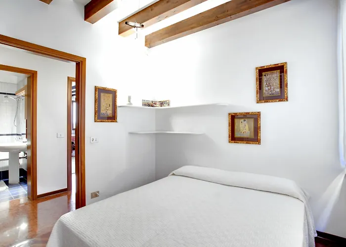 Marzo 22 - Wr Apartments