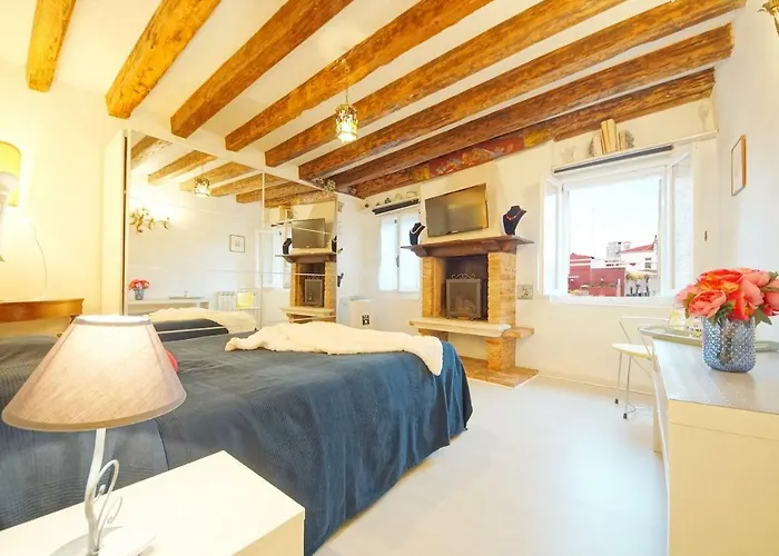 Dolcevita Apartments N 185