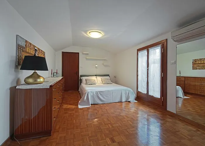 Residenza Anna Ai Frari