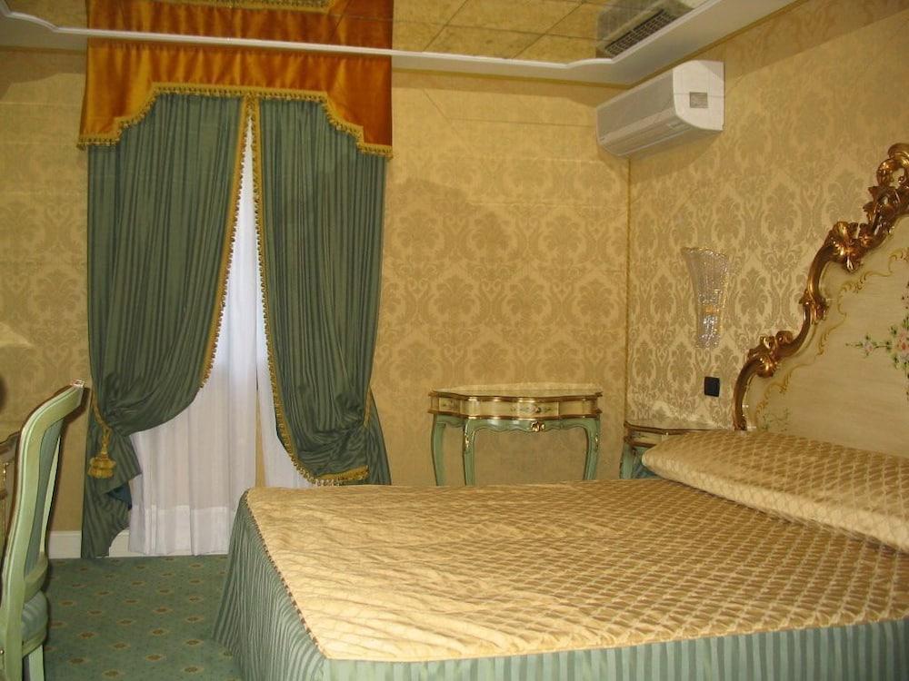 Belle Epoque 3* Venice