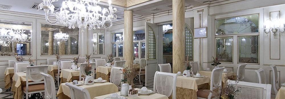 Belle Epoque Venice