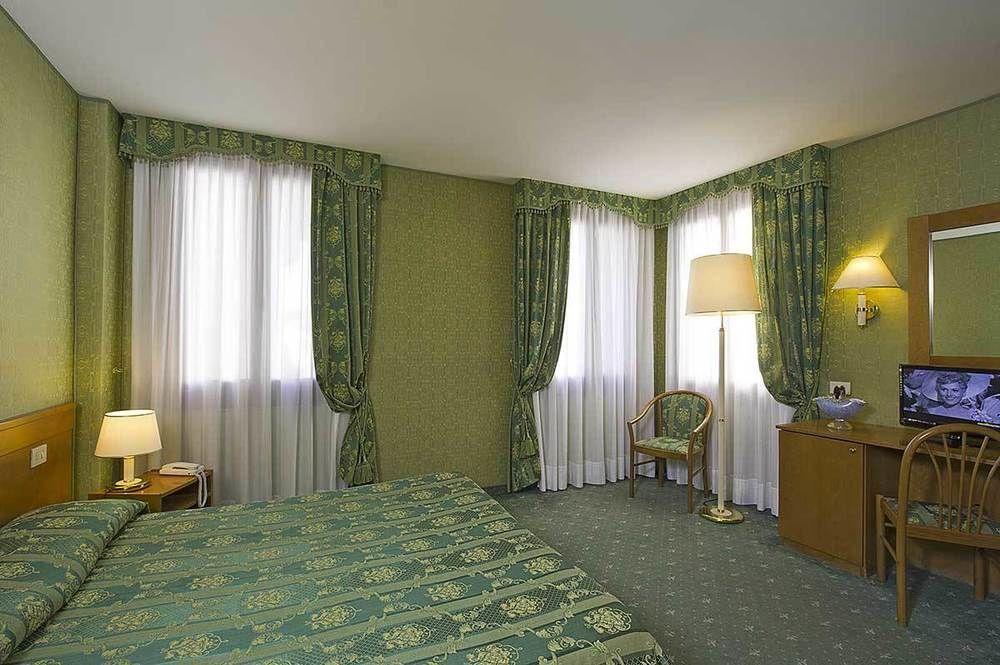 Spagna Hotel