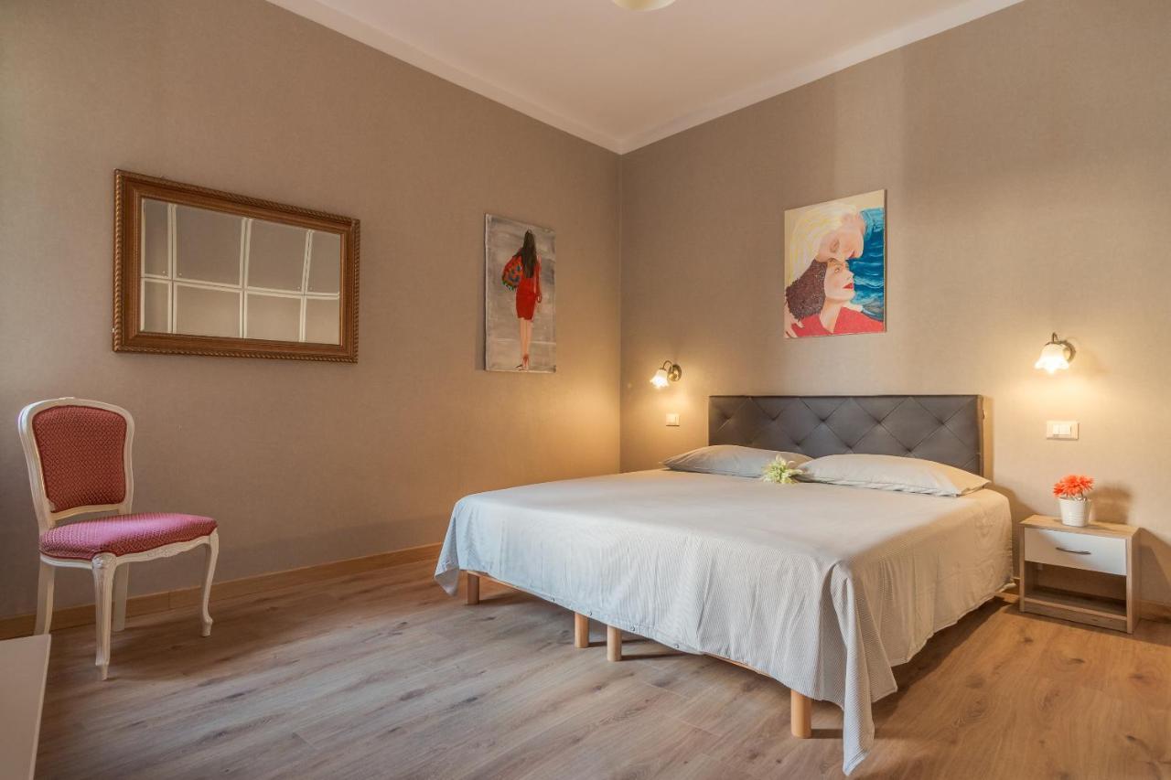 Apartment Family Colours Close To @rialto Mercato