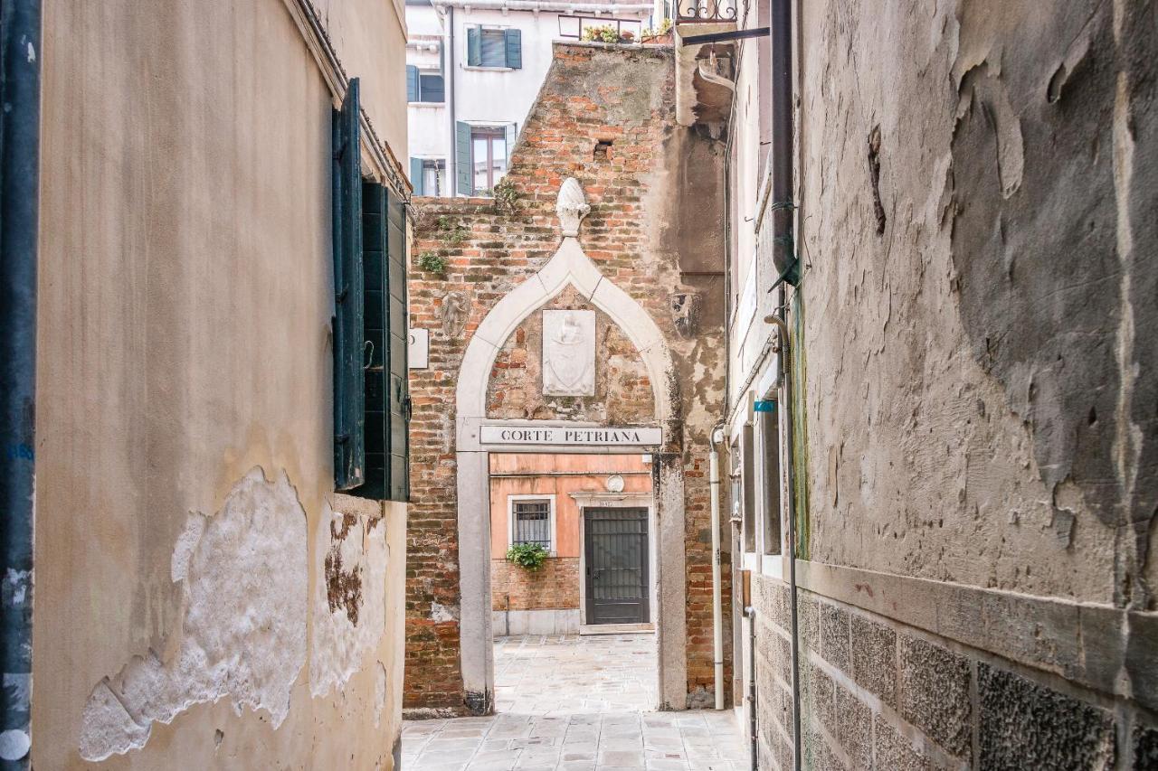 Corte Ca' Petriana Next To @camposanpolo Venice