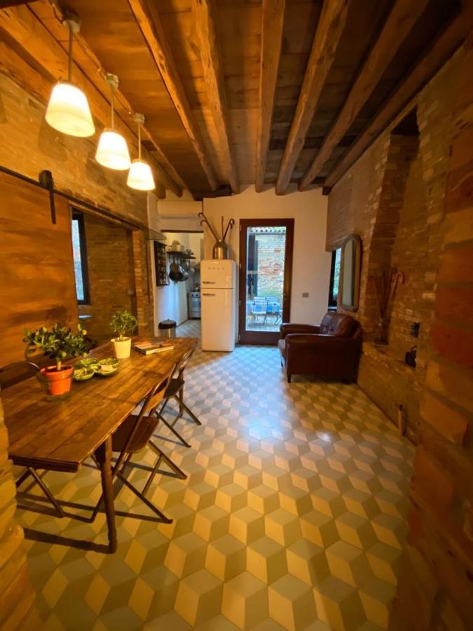 Il Buco Della Suora Venice