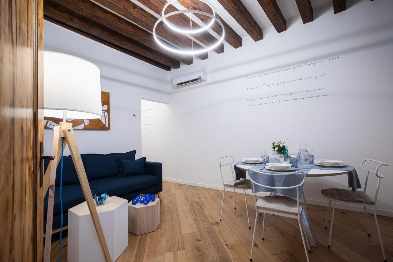 Privacy In - Your To Be Let Alone Venice