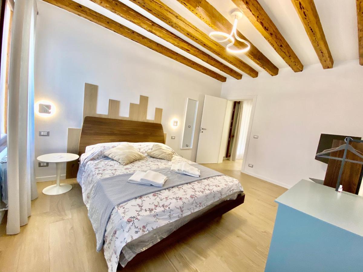 Aparthotel House New Wi Fi Island