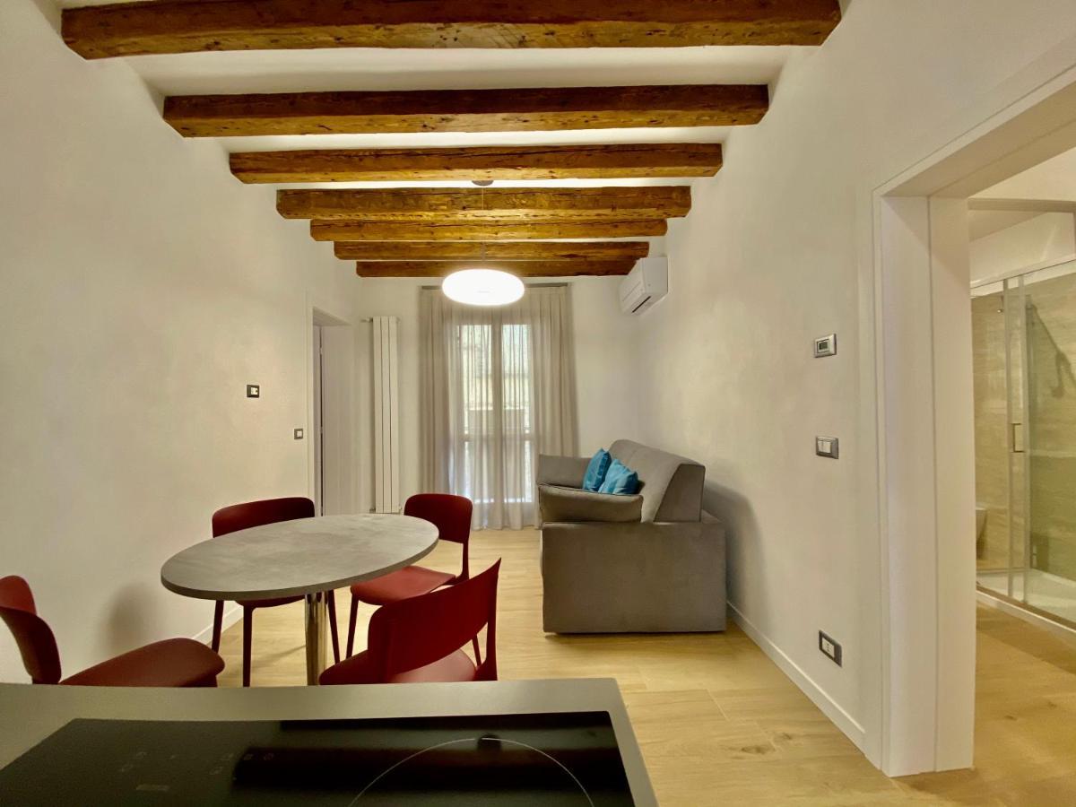 Aparthotel House New Wi Fi Island