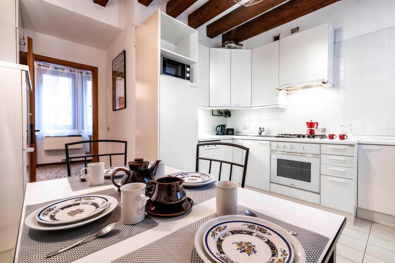 San Marco - 2 Bedrooms With Lift Venice
