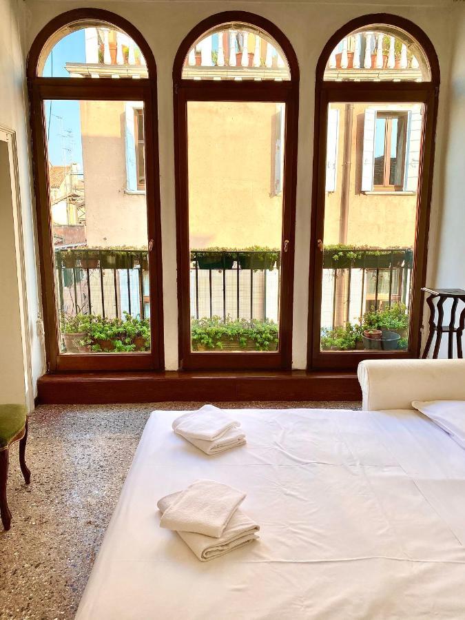 Ca' Samuele Authentic Venetian Apartment Venice