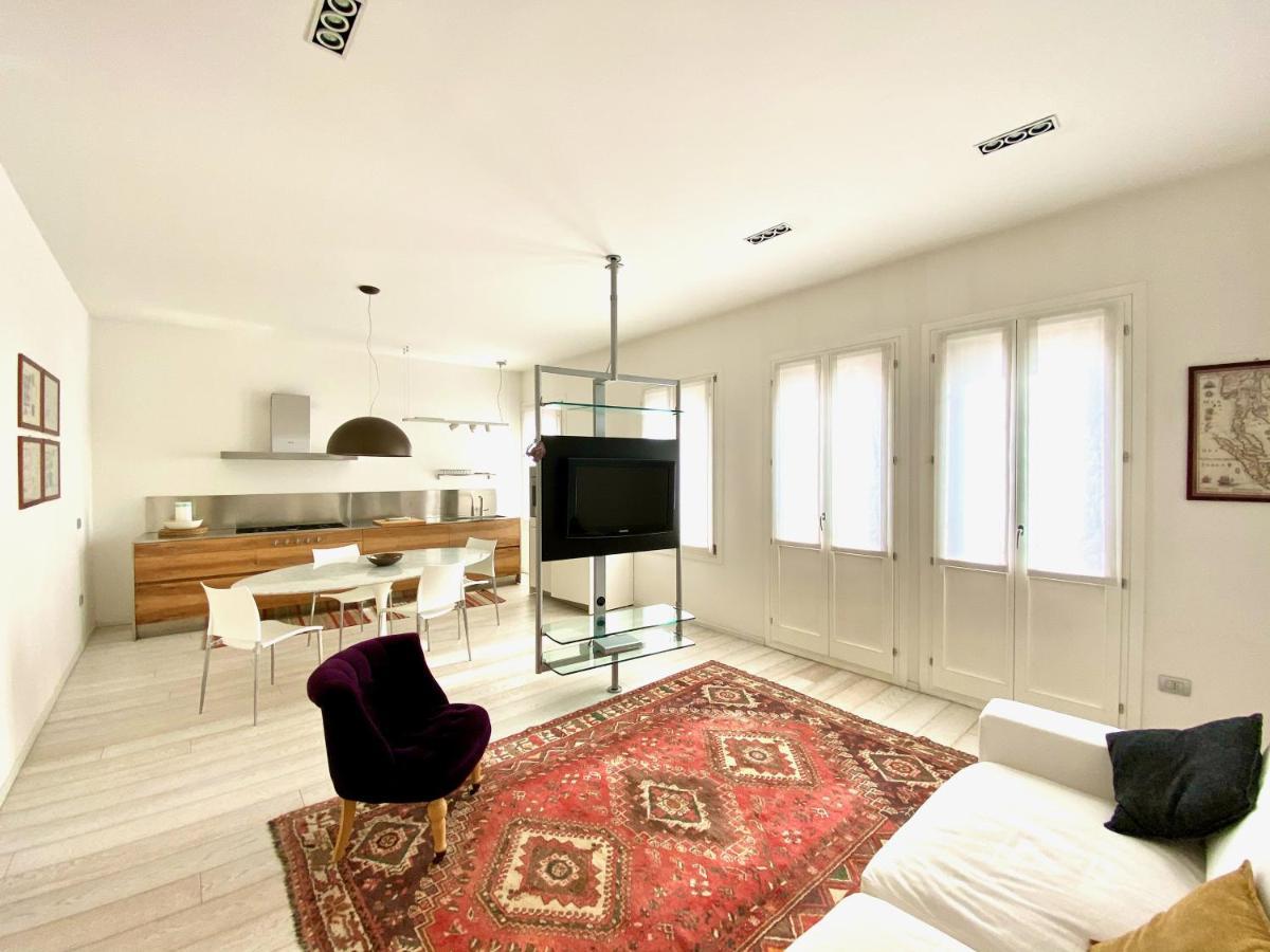 Appartamento Casa Anna - Elegance - Brightness - Canal View