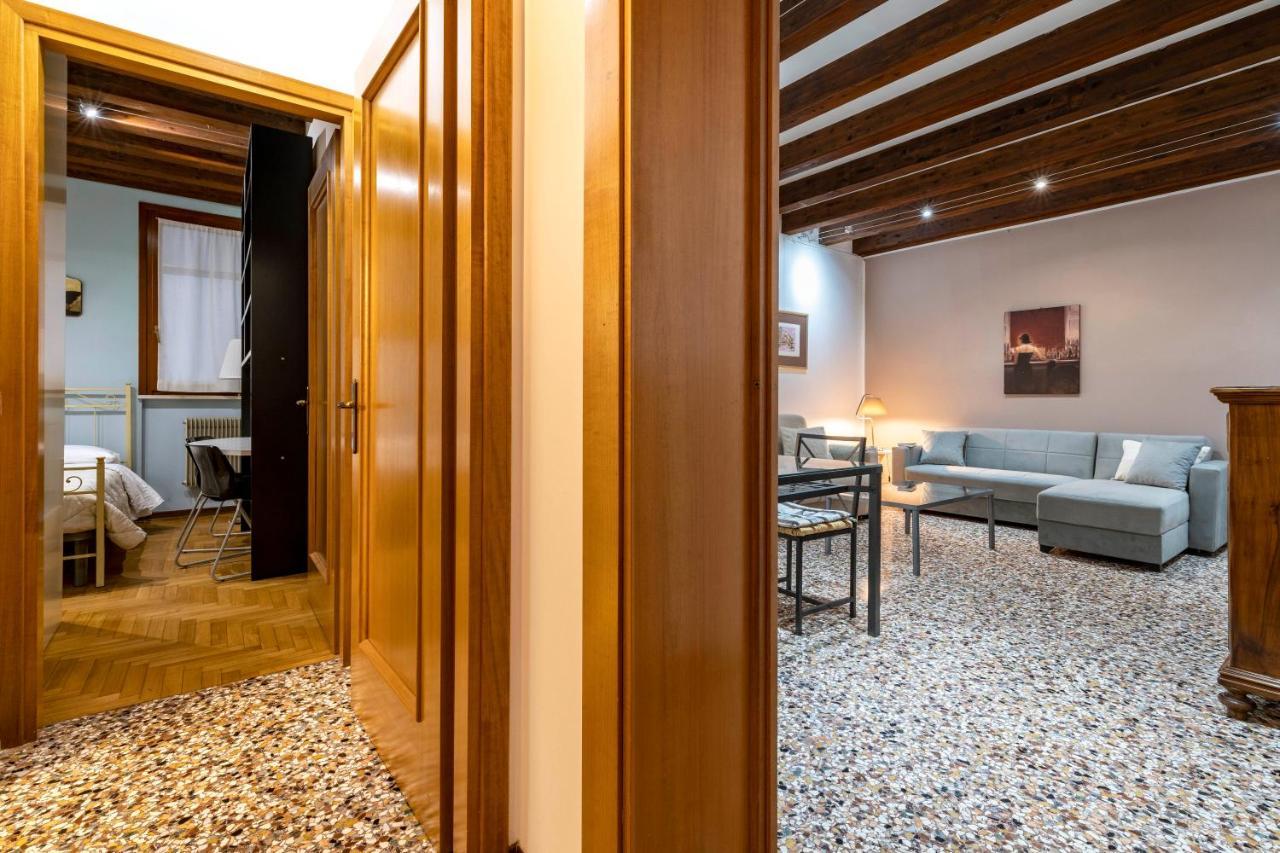 San Marco - 2 Bedrooms With Lift Venice