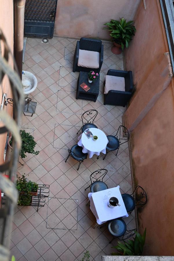 Bed & Breakfast Alloggi Santa Sofia 2*