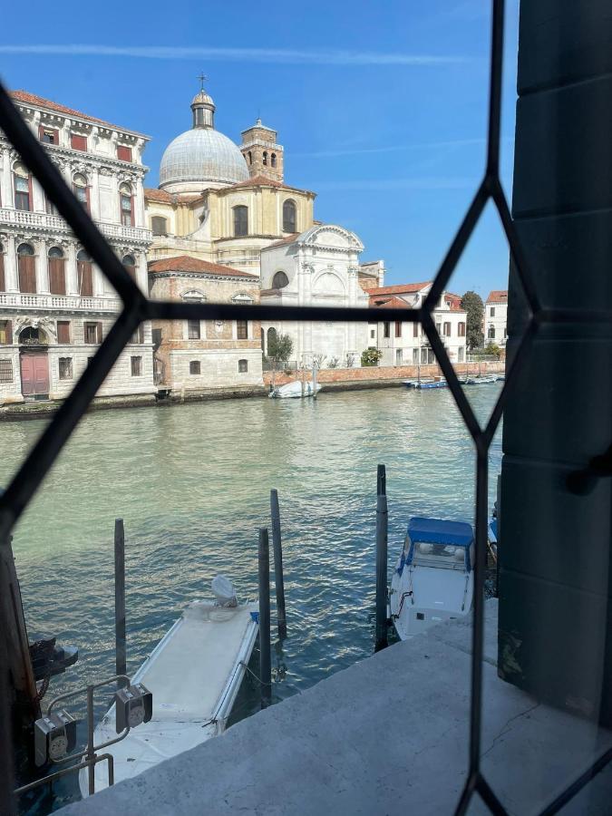 Canal Riva De Biasio