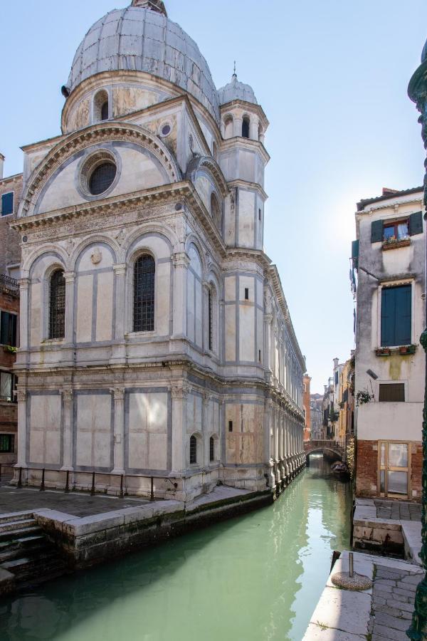 Perla Venice