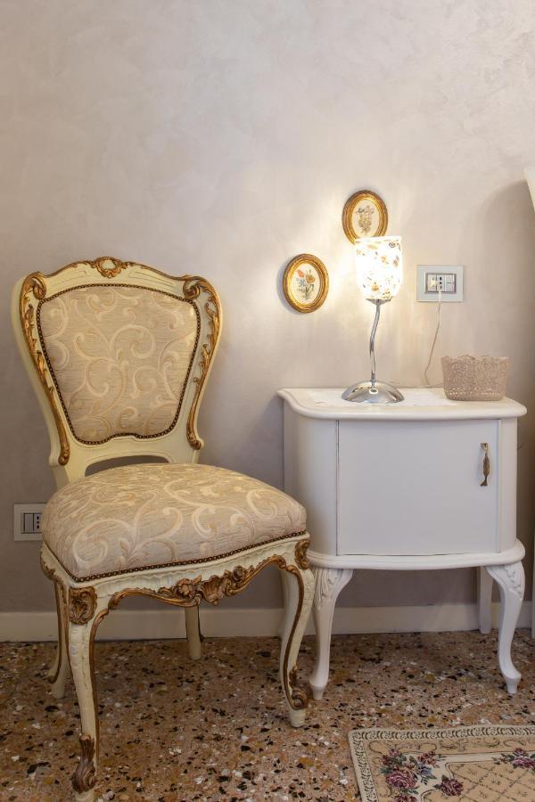 Perla Venice