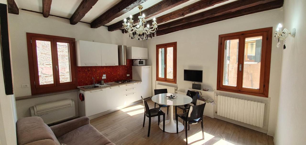 Apartment Ca' Canal View