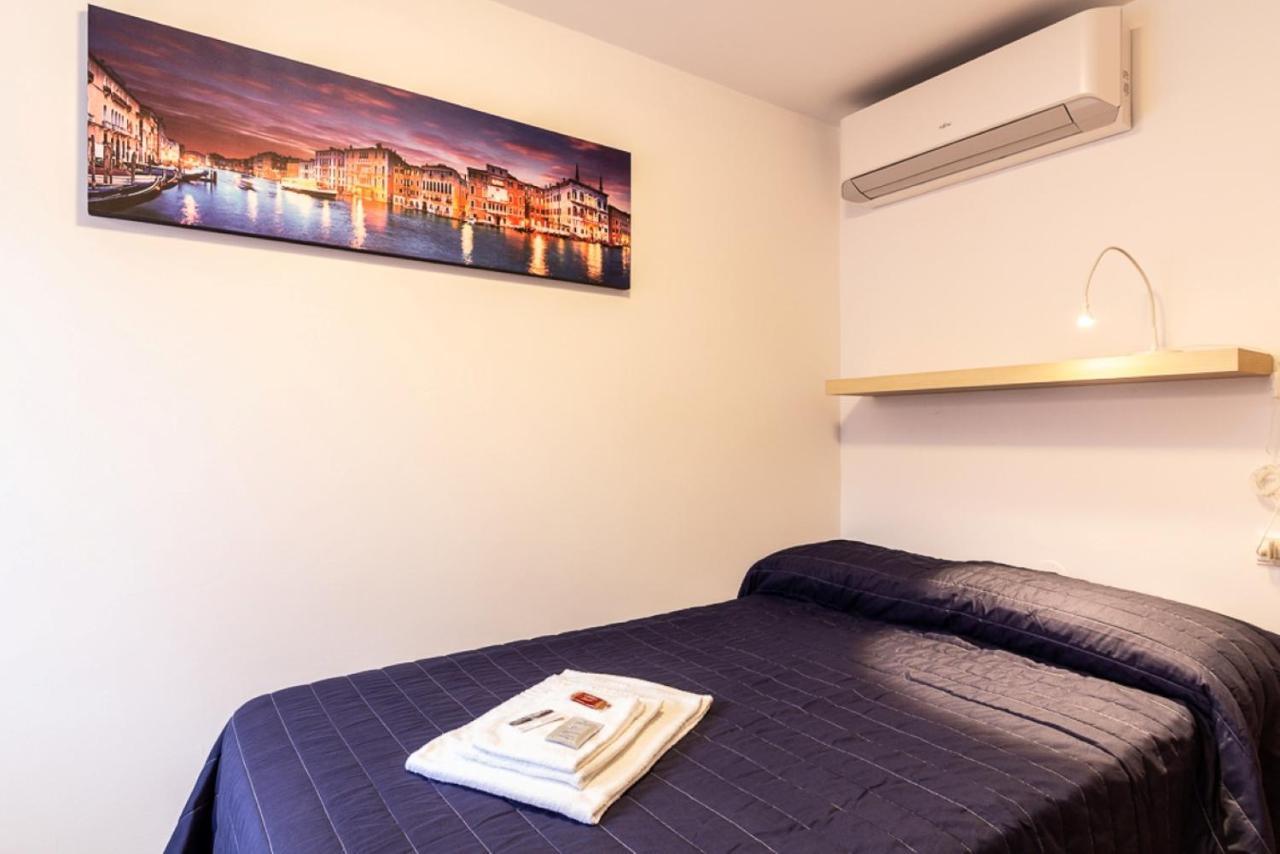 Veneziacentopercento Rooms Guest house Venice