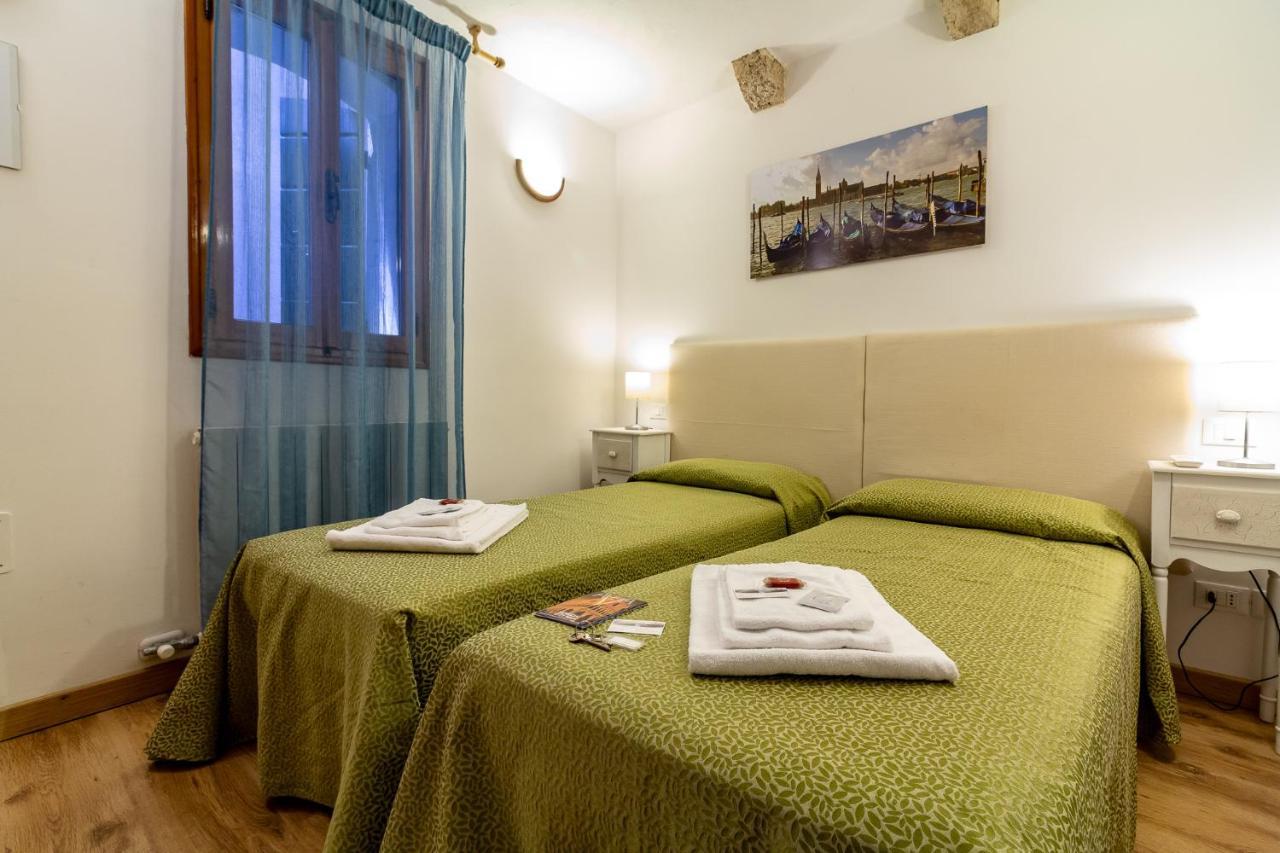 Veneziacentopercento Rooms *