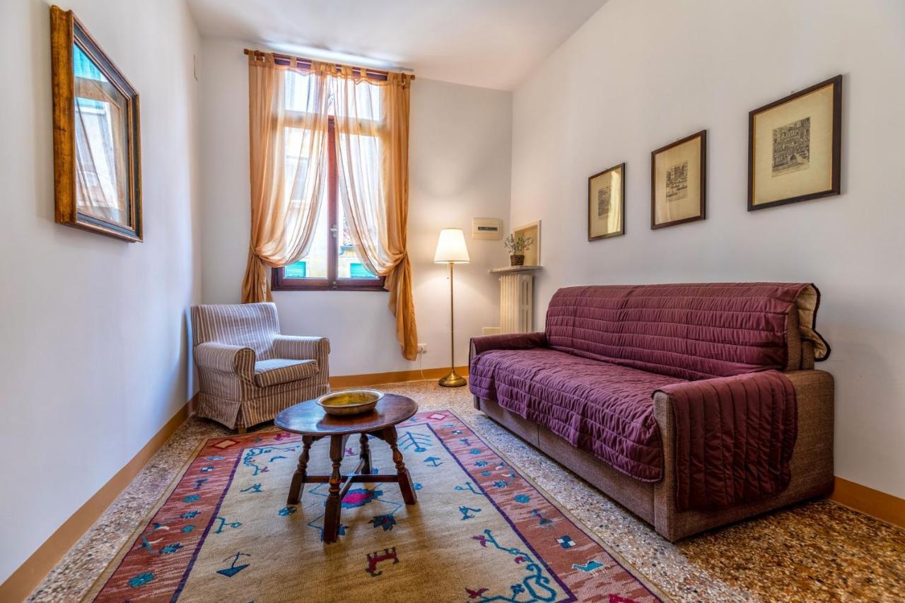 Apartment S04-san Pantalon