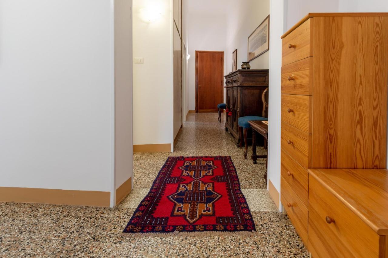 Apartment S04-san Pantalon