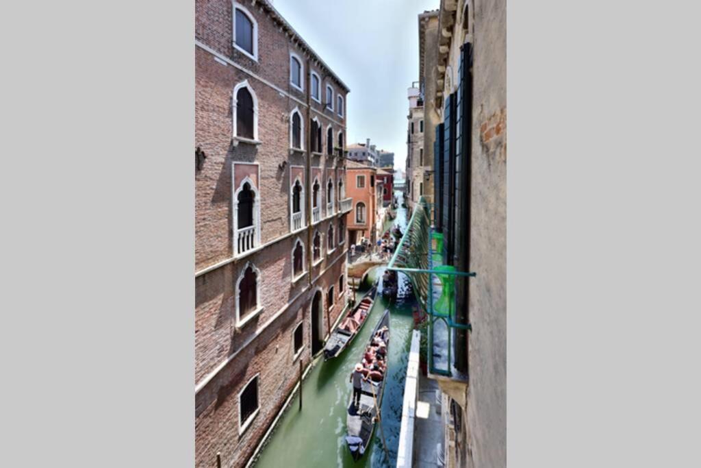 Leoncini With A Wonderful Canal View Appartamento *