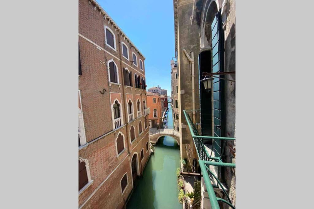 Appartamento Leoncini With A Wonderful Canal View
