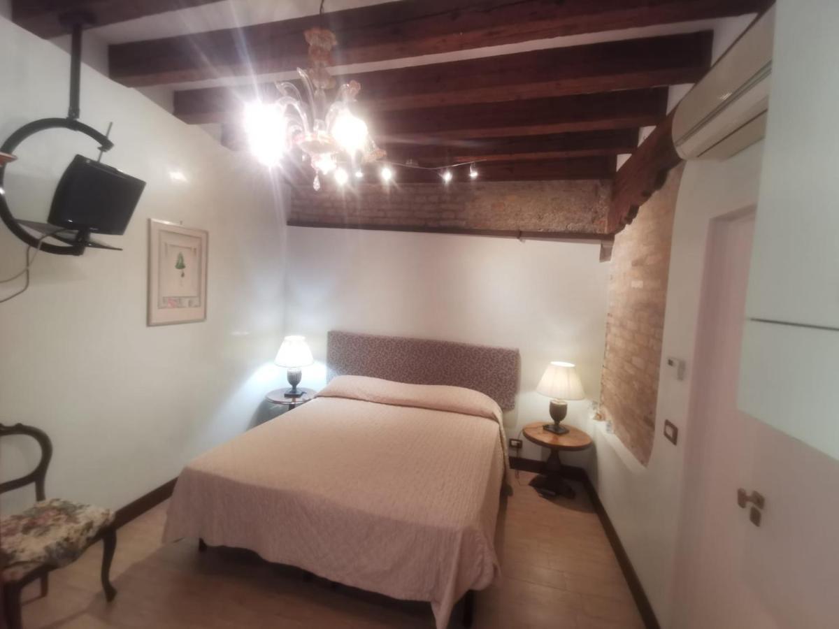 Apartment Canal View Flat Venice