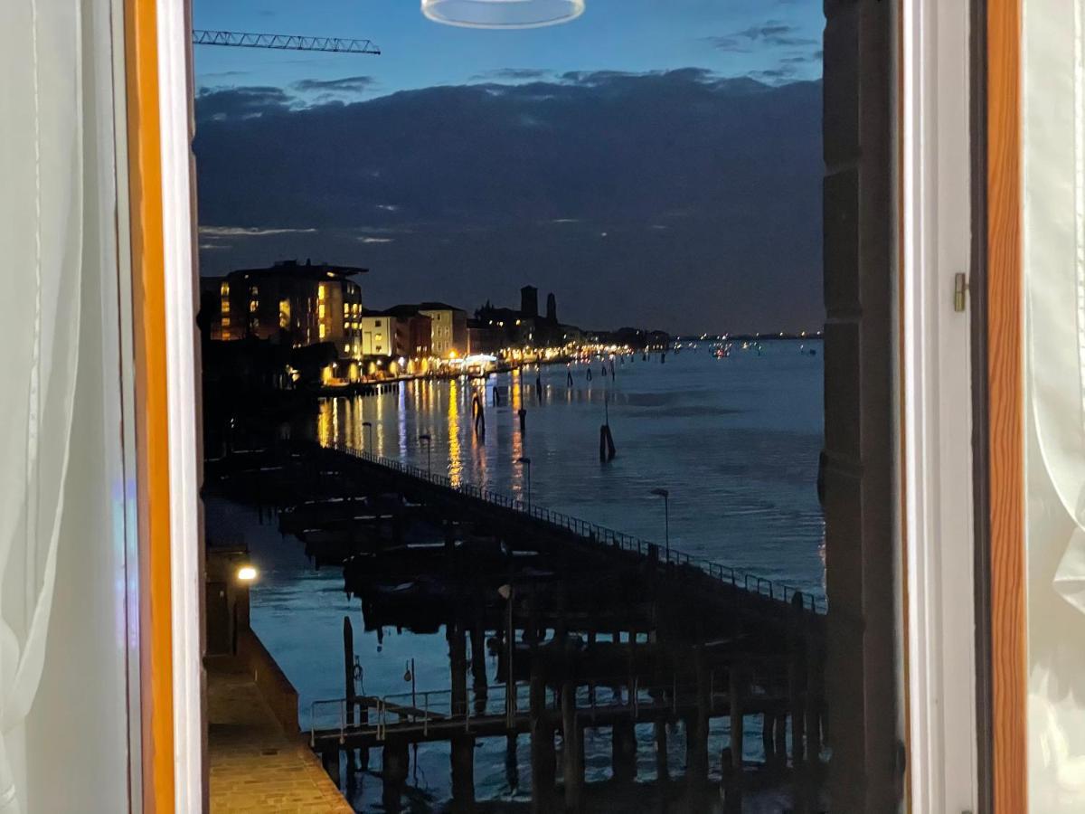 Ca' Monica Panoramic-canal View, Biennale Apartamento Veneza