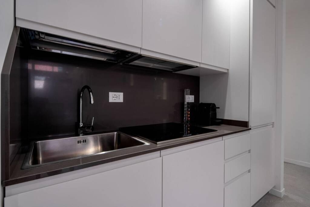 Ormesini Courtyard Apartment *
