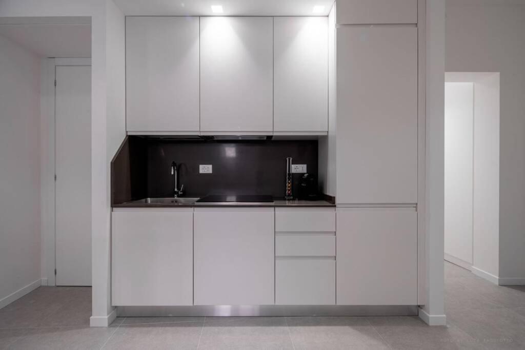 Ormesini Courtyard Apartment *