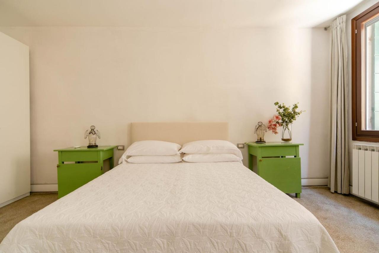 Melusina Homes * Venice
