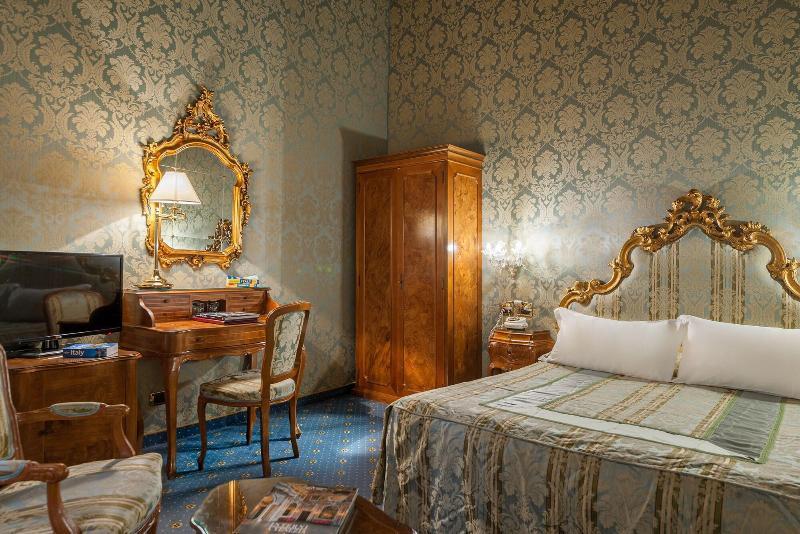 Al Ponte Antico Hotel 4*