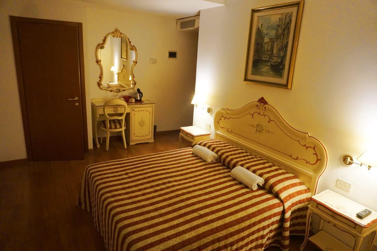 Venetian Experience Rialto Guest house