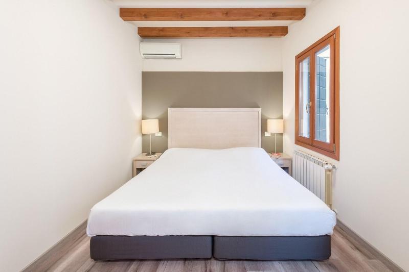 Hotel B And B Casanova Ai Tolentini 3*