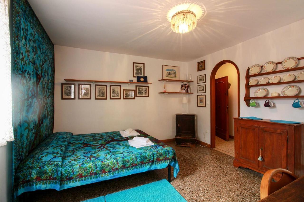 Santi Apostoli By Halldis Venice