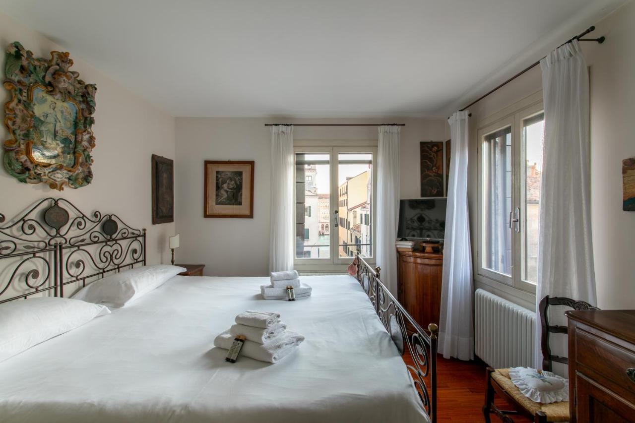 Ca' Al Giglio - Vista Canale Apartamento