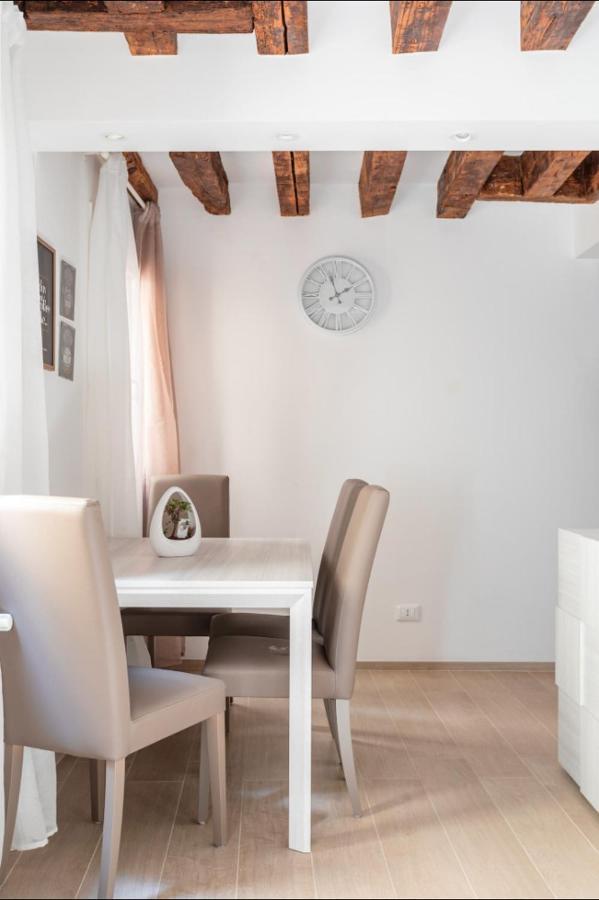 Palazzina San Polo 2151 Apartment